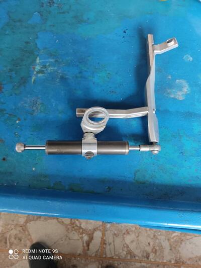 Ammortizzatore di sterzo yamaha r1