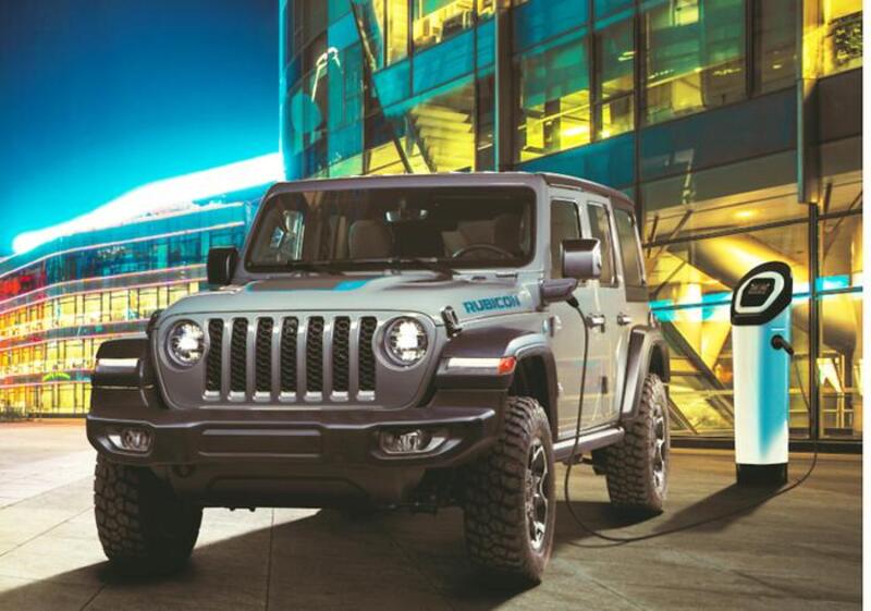 Jeep Wrangler e Grand Cherokee: maxi richiamo per il parabrezza termico 