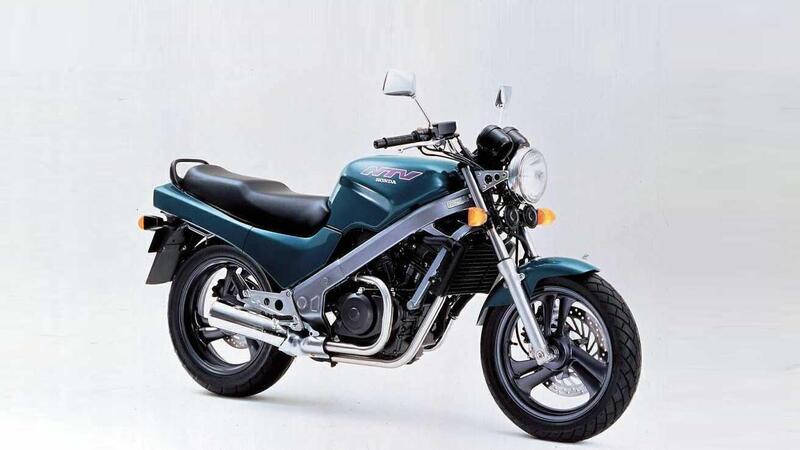 Honda NTV 650 NTV 650 M (1988 - 94)