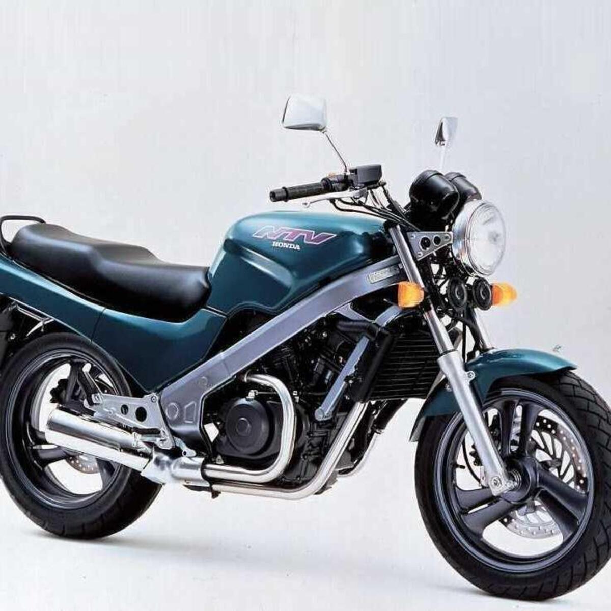 Honda NTV 650 P (1993 - 94)