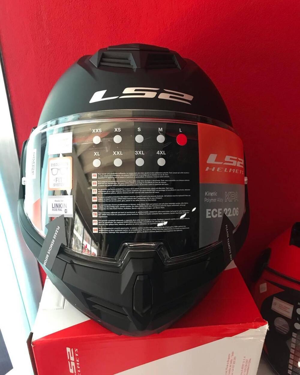 ADVANT SOLID MATT BLACK 4X LS2 (2)