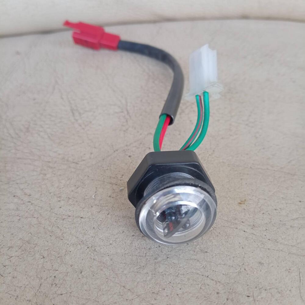 Luce sensore sotto sella Kymco Downtown 125 (2)