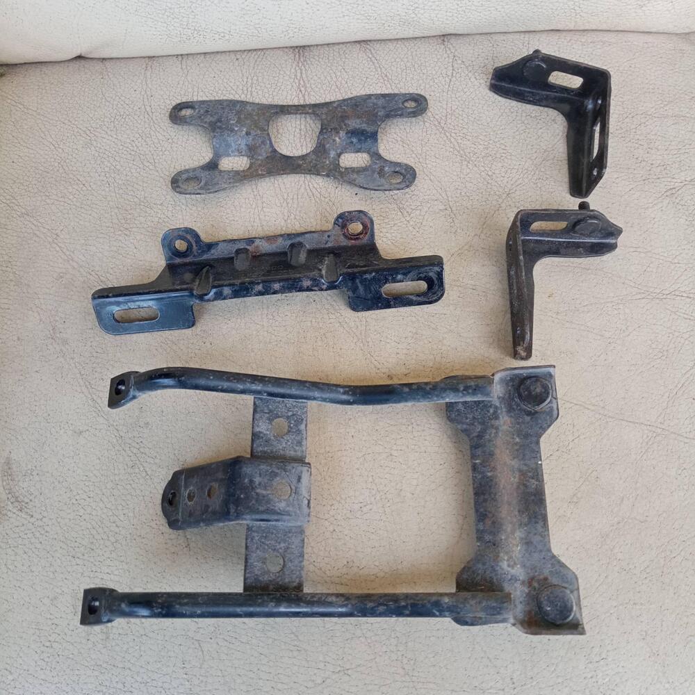 Pacco multistaffe per Kymco Downtown 125 (2)