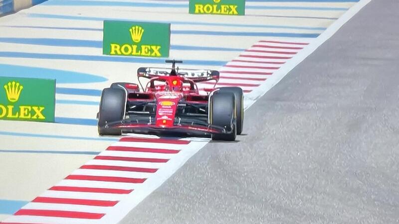 F1. Il tombino colpisce ancora: tocca a Leclerc e Hamilton nei test in Bahrain. Fondo danneggiato per la SF-24 