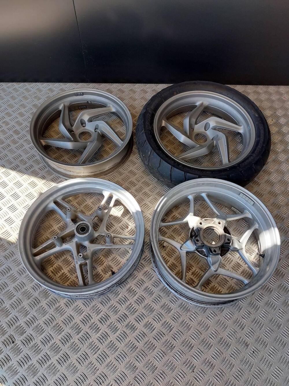 BMW CERCHI VARI ORIGINALI (2)