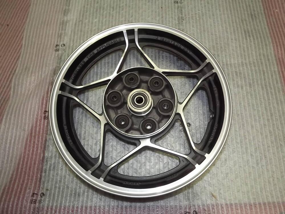 cerchio posteriore VF750 C Honda (2)