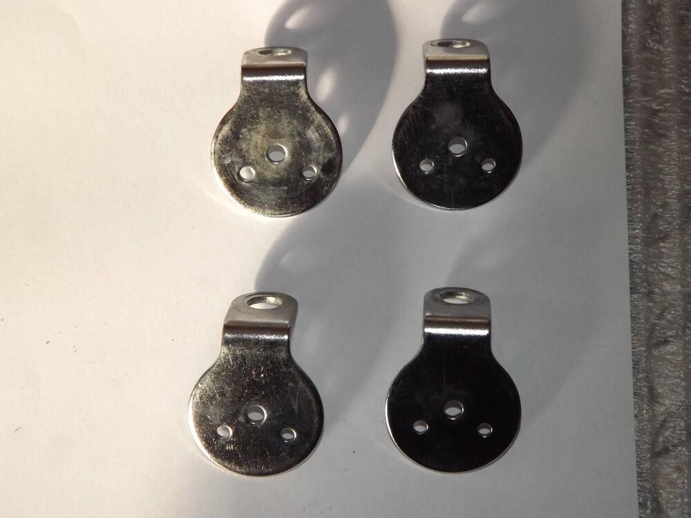 Supporto catarifrangente per SUZUKI