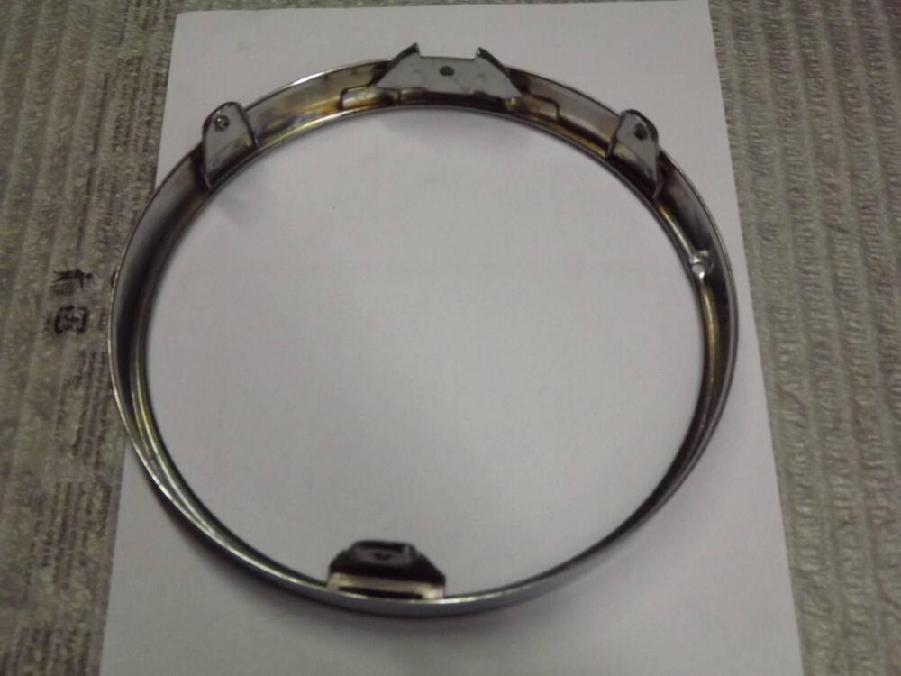 CORNICI GRUPPO OTTICO GT380\550 Suzuki (3)