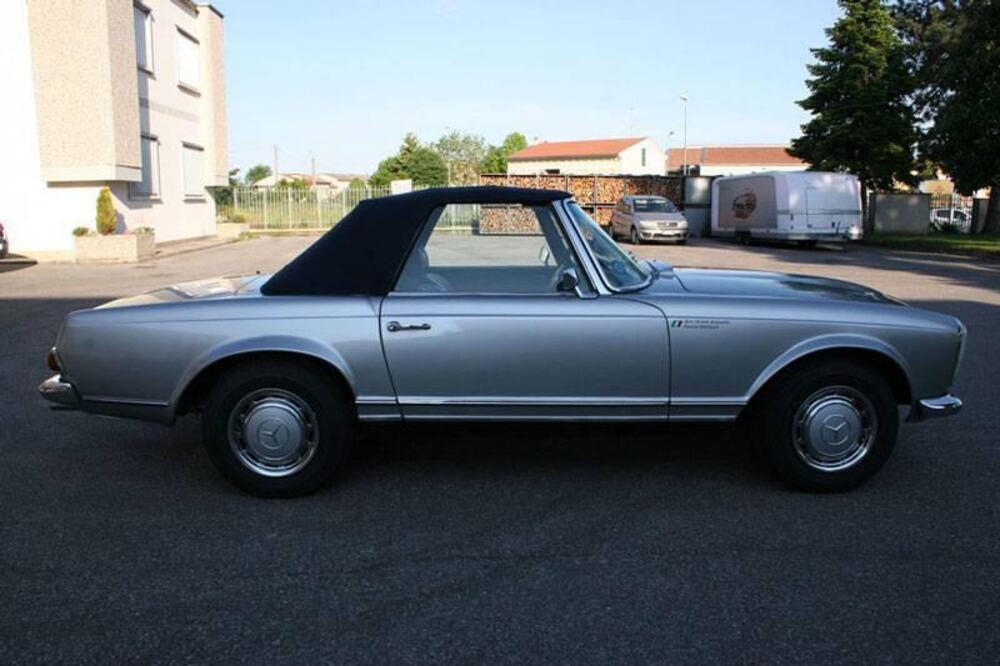 Mercedes-Benz 280 SL pagoda d'epoca a Mantova (4)