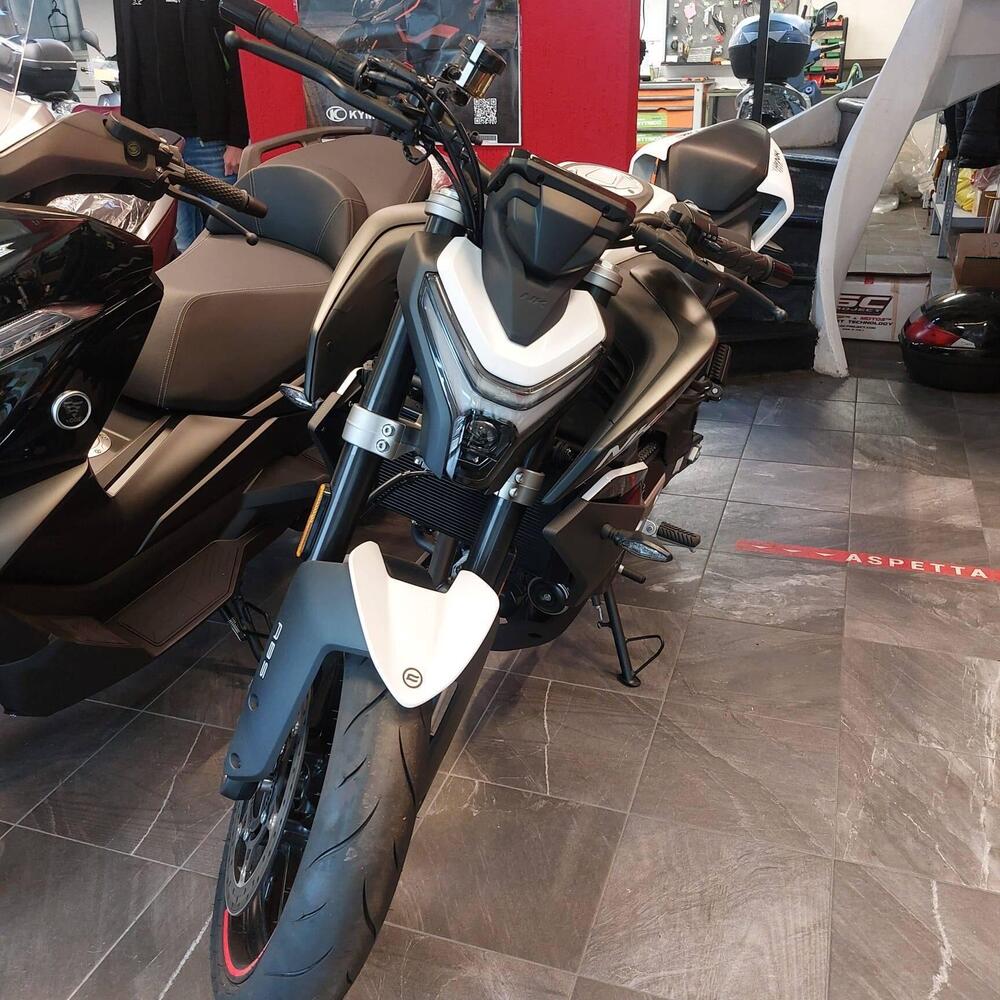 CFMOTO 450NK (2023 - 25)