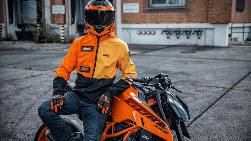 KTM presenta la collezione abbigliamento e accessori dedicata alla Duke