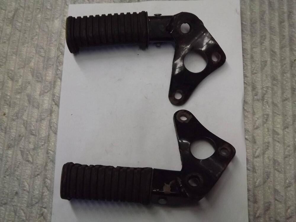 pedane SUZUKI 380 \500 (9)