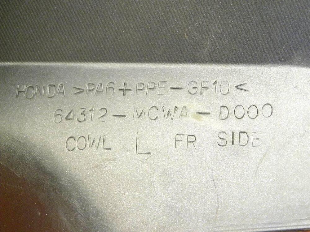 Carena lato sinistro Honda VFR 800 V4 VTEC (7)