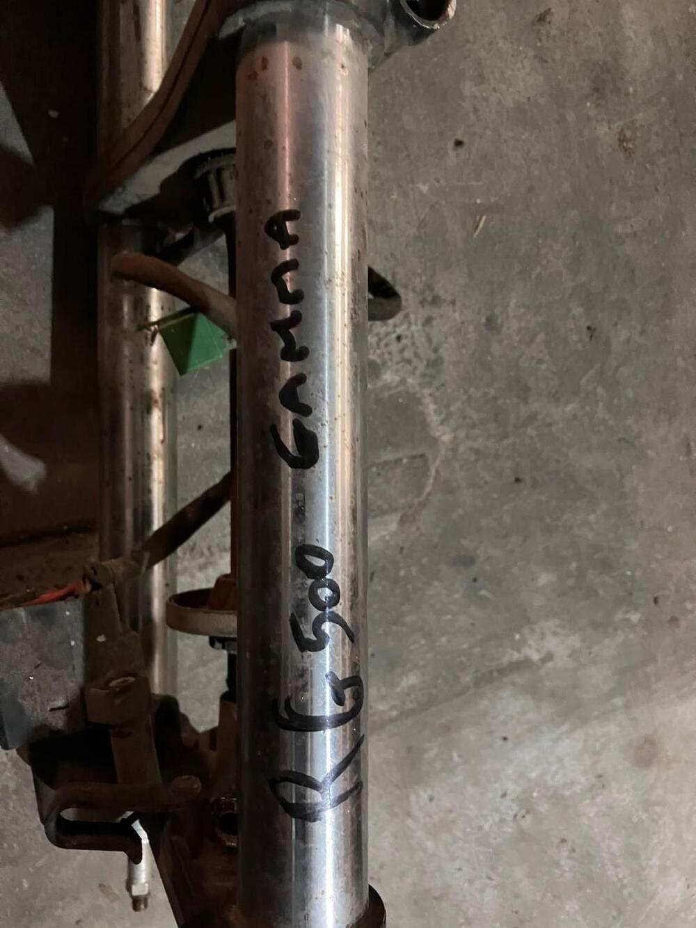 Forcella Anteriore Suzuki RG 500 Gamma 1987 2 T (3)