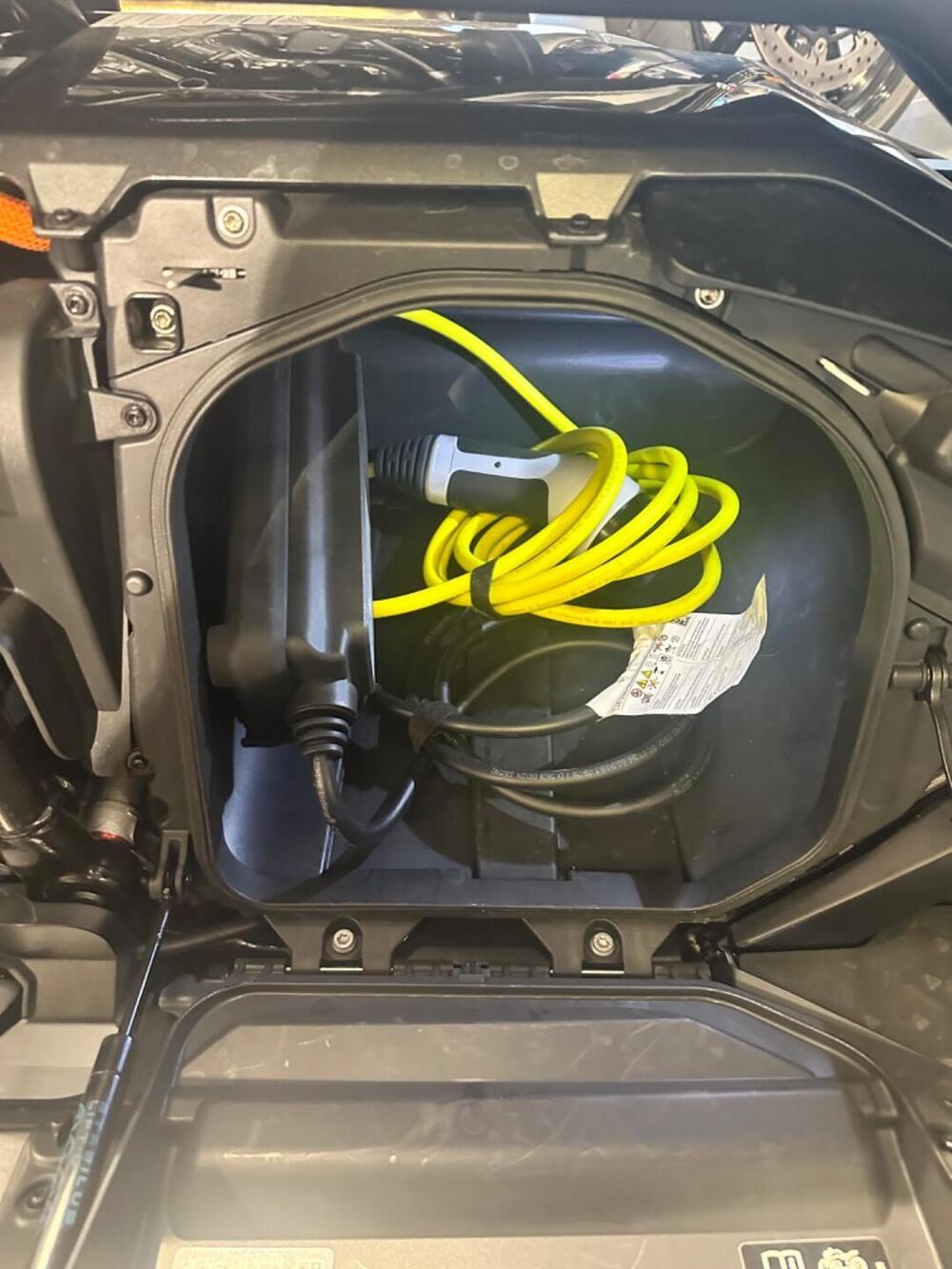 Bmw CE 04 (2021 - 25) (8)