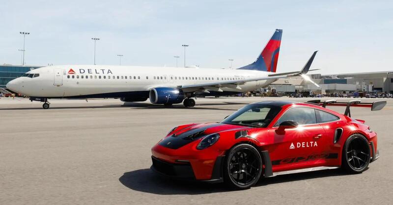 La Porsche 911 GT3 Shuttle a Los Angeles per chi rischia di perdere l&#039;aereo 