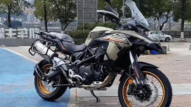 Gi&agrave; pronta in Cina la Benelli TRK 552. E noi?