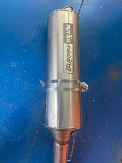 SCARICO APRILIA RSV 1000