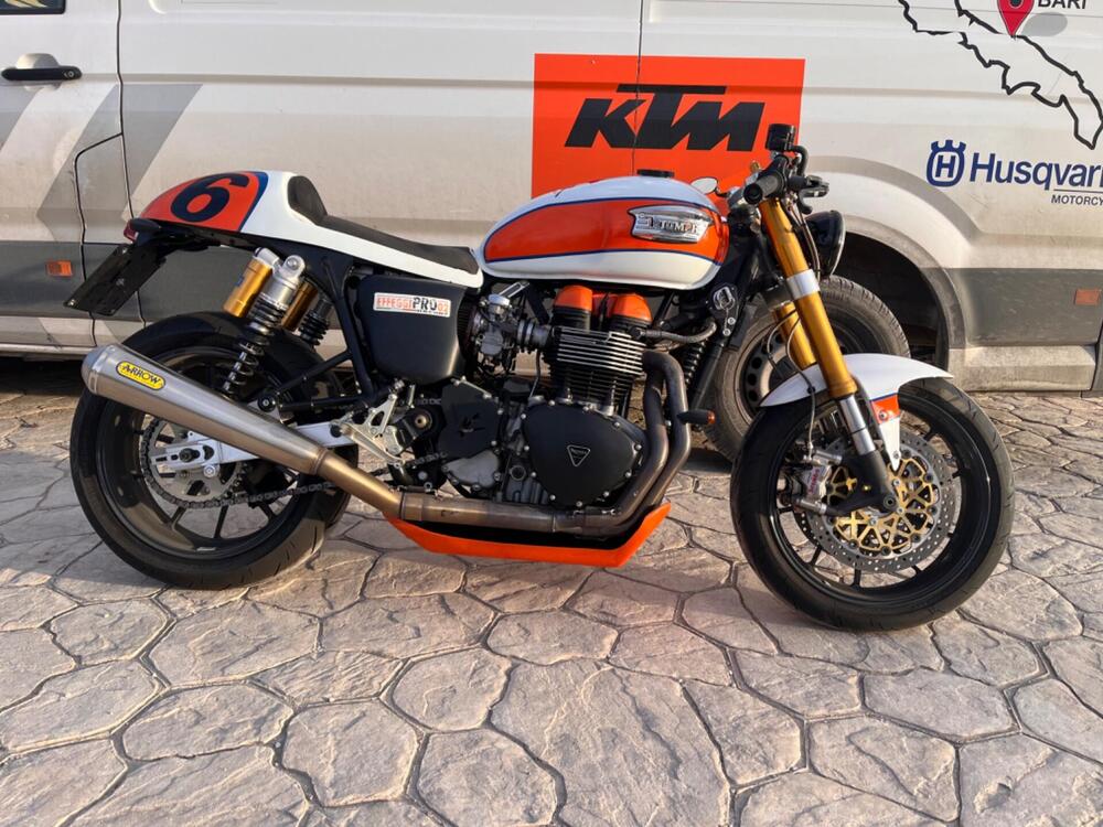 Triumph Thruxton 900 (2004 - 15)