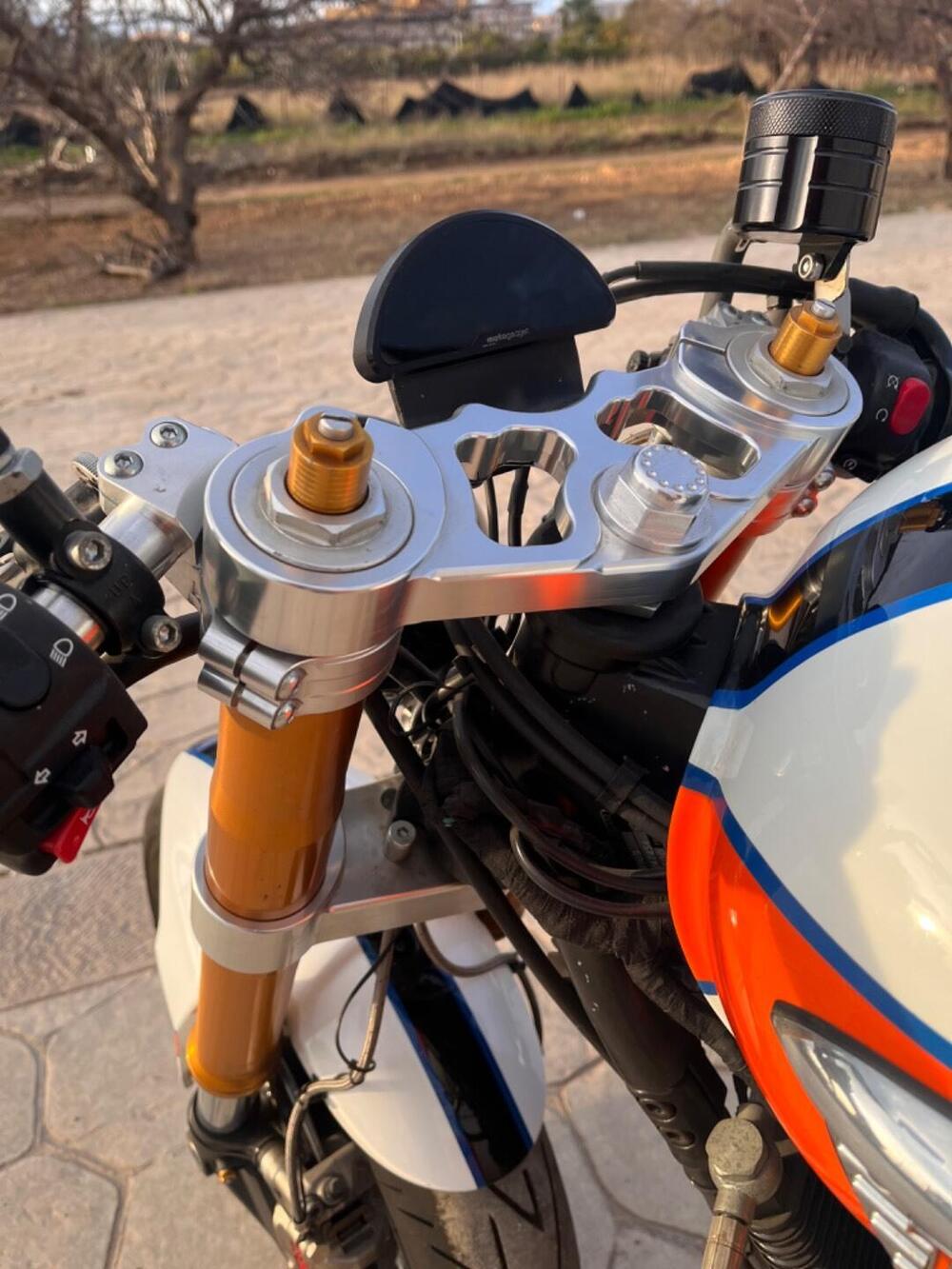 Triumph Thruxton 900 (2004 - 15) (5)