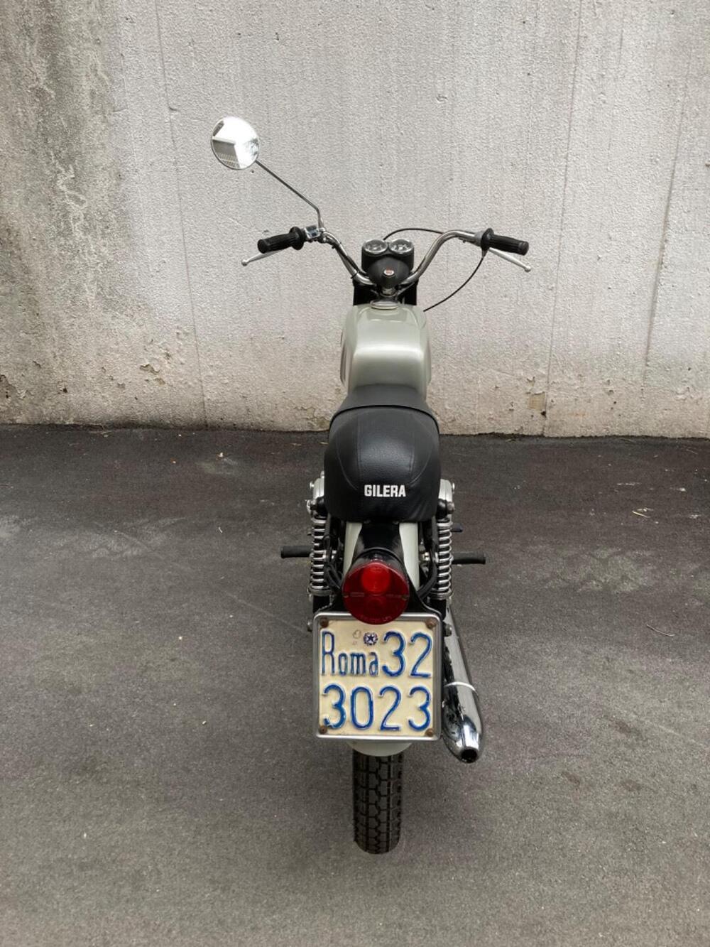 Gilera G 124 - 5 V Strada 1972-TARGA ORO-FMI (5)