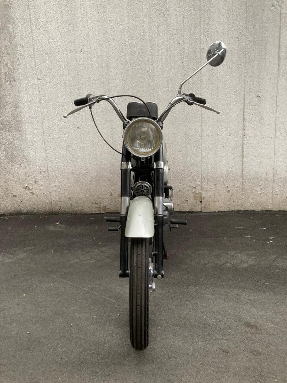 Gilera G 124 - 5 V Strada 1972-TARGA ORO-FMI (4)