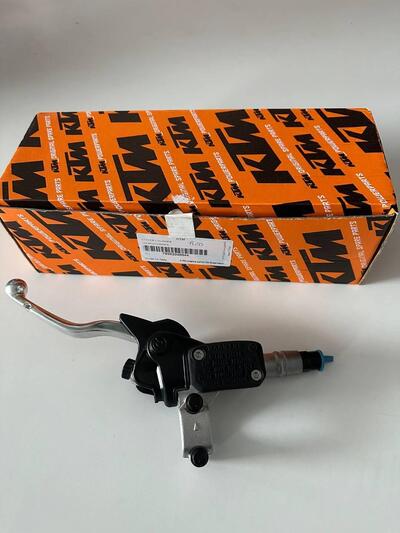 POMPA FRIZIONE HUSQVARNA