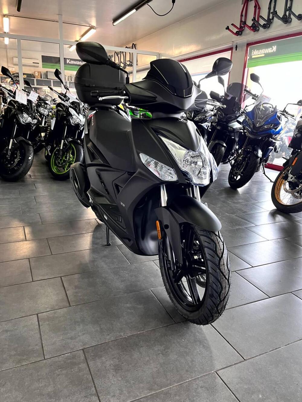 Kymco Agility 125 R16 + (2021 - 25) (4)