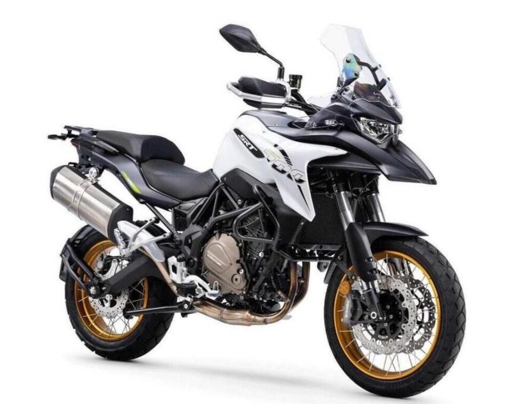 QJ Motor SRT 700 X (2024 - 25) (7)