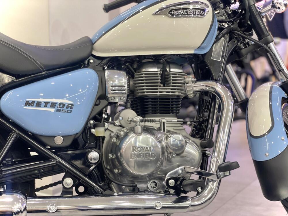 Royal Enfield Meteor 350 Aurora (2024 - 26) (4)