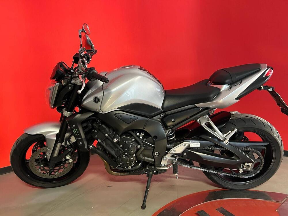 Yamaha FZ1 (2006 - 16) (3)