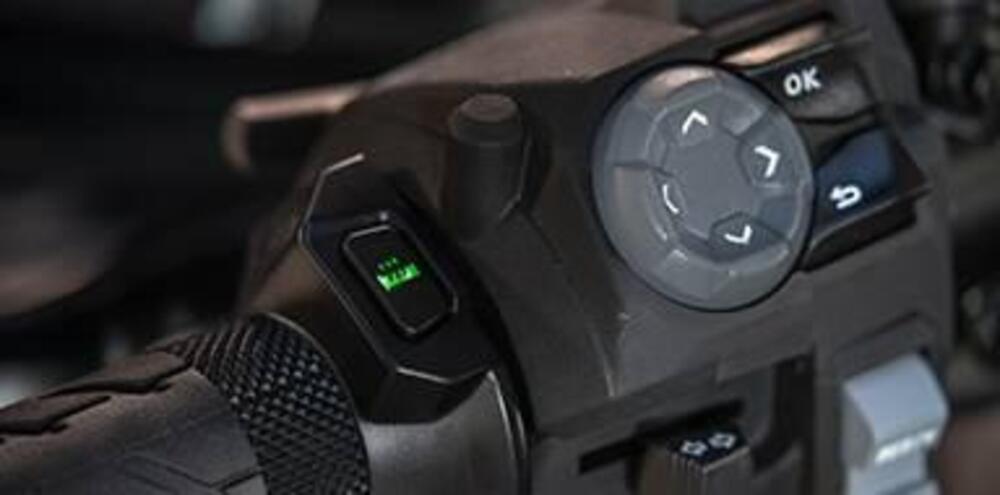 Suzuki GSX-S1000GX Touring (2024 - 25) (4)