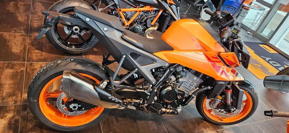KTM 990 Duke (2024 - 26) (5)