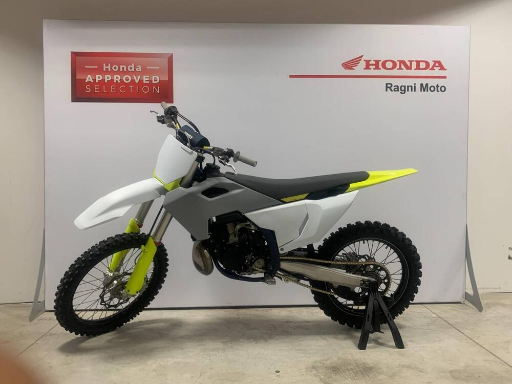 Husqvarna TC 250 (2023)