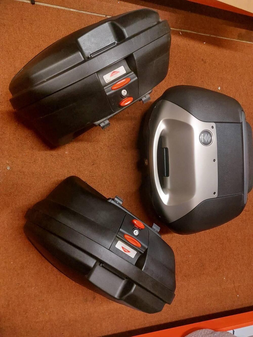 VALIGIE SUZUKI V STROM LATERALI E BAULETTO