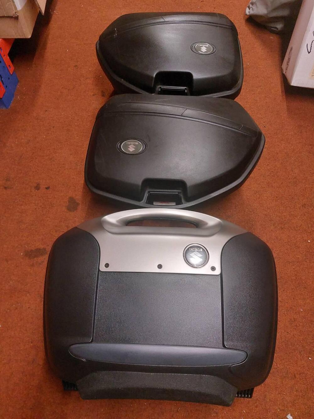 VALIGIE SUZUKI V STROM LATERALI E BAULETTO (3)