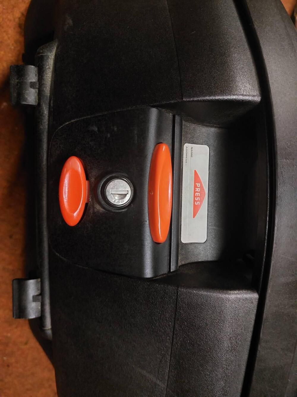 VALIGIE SUZUKI V STROM LATERALI E BAULETTO (7)