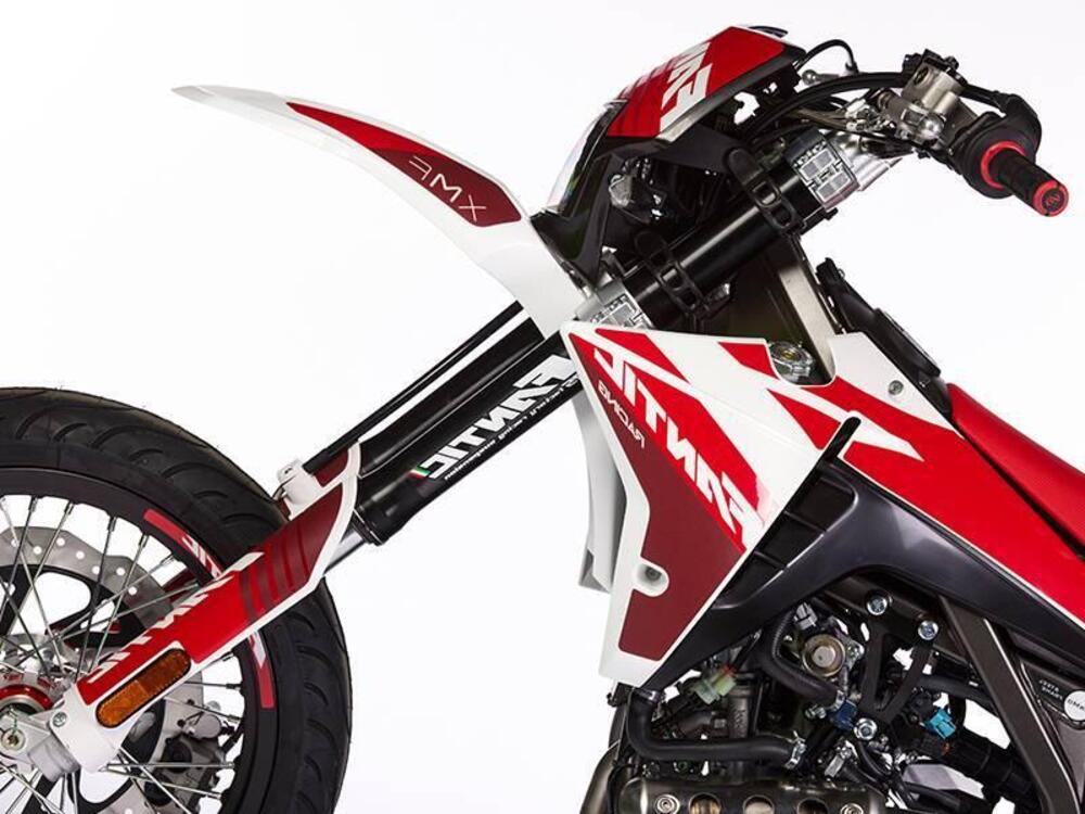 Fantic Motor XMF 125 Motard Performance 4T (2023 - 24) (5)