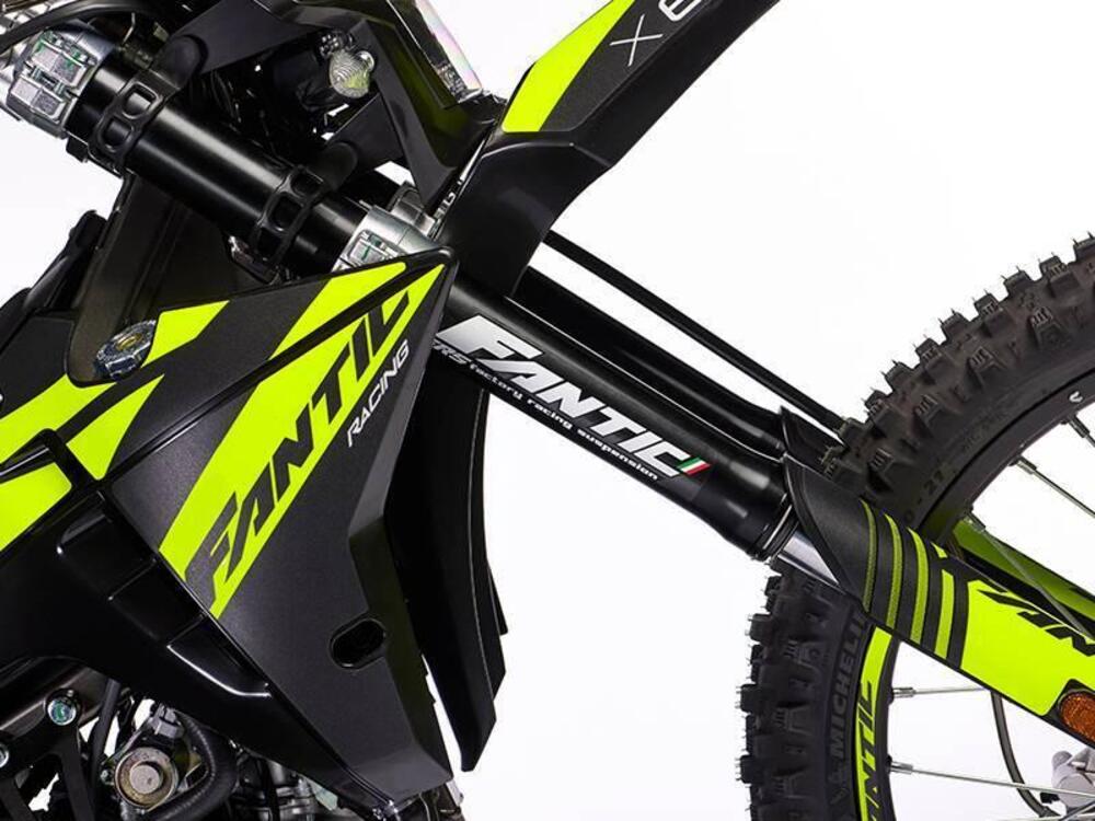 Fantic Motor XEF 125 Performance (2023 - 24) (4)