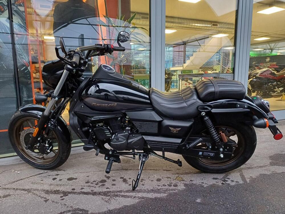 Um Italia Renegade Freedom 300 (2023 - 24) (5)