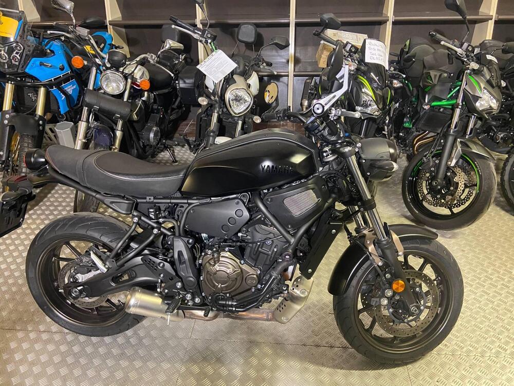 Yamaha XSR 700 (2022 - 25)