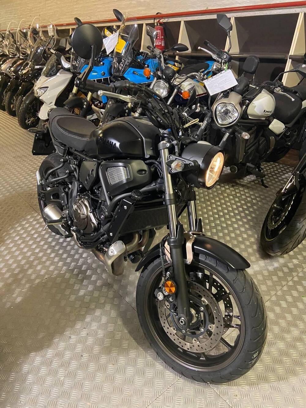 Yamaha XSR 700 (2022 - 25) (7)