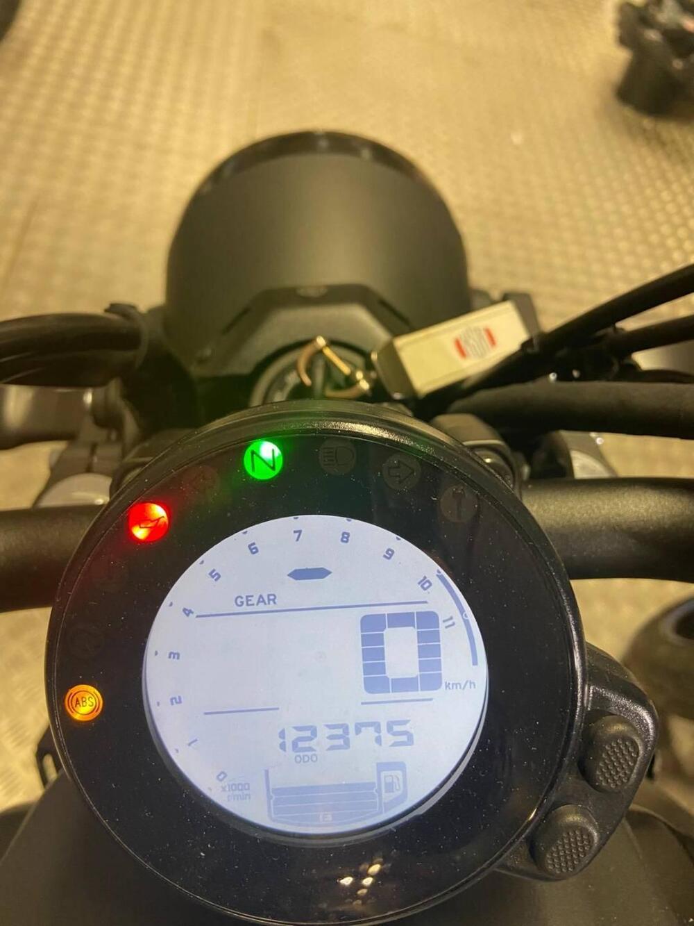 Yamaha XSR 700 (2022 - 25) (11)