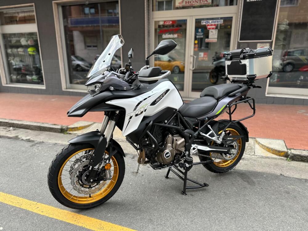 QJ Motor SRT 700 X (2024 - 25) (5)