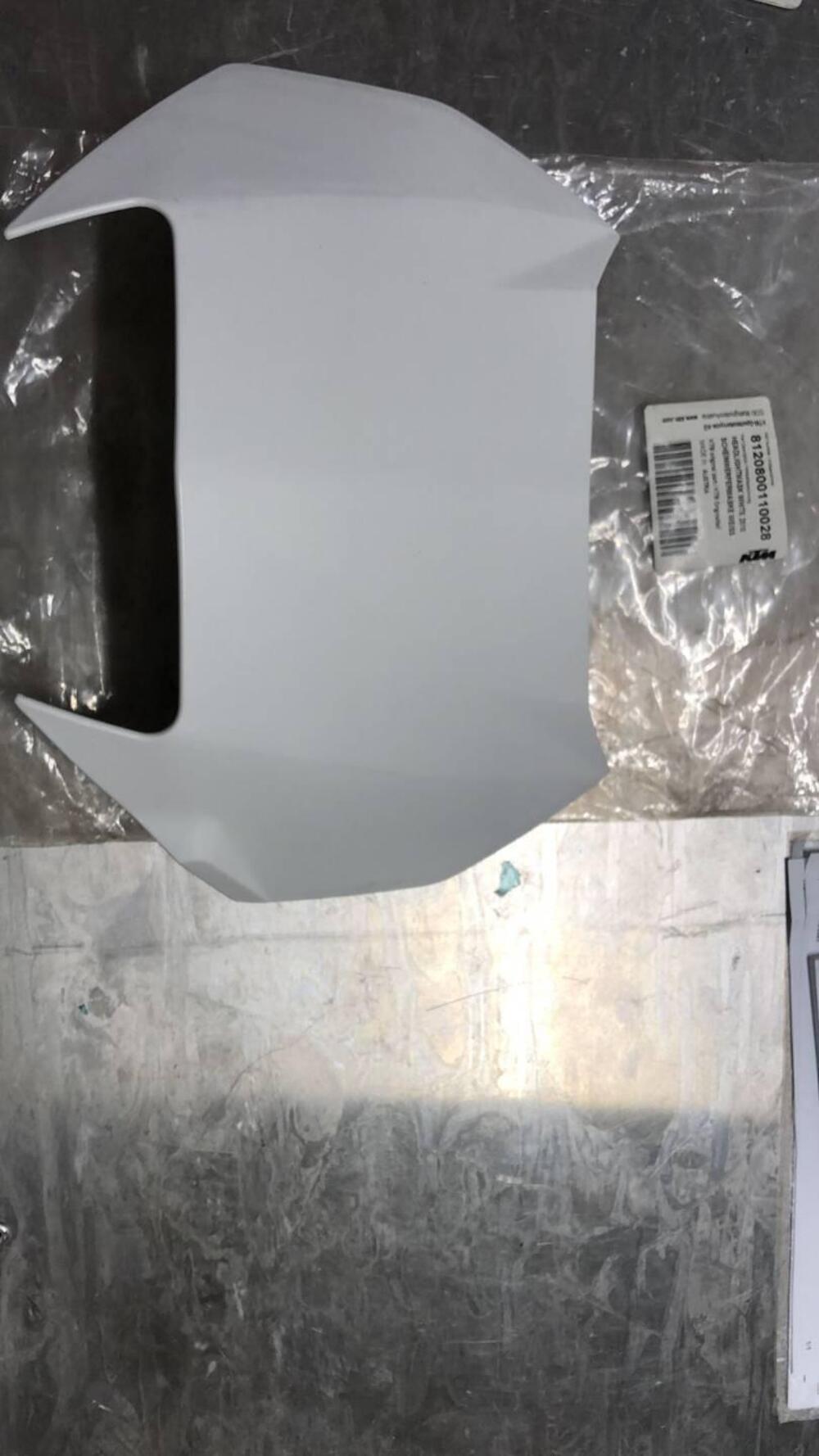 MASCHERINA ANTERIORE PORTANUMERO PER HUSQVARNA TE