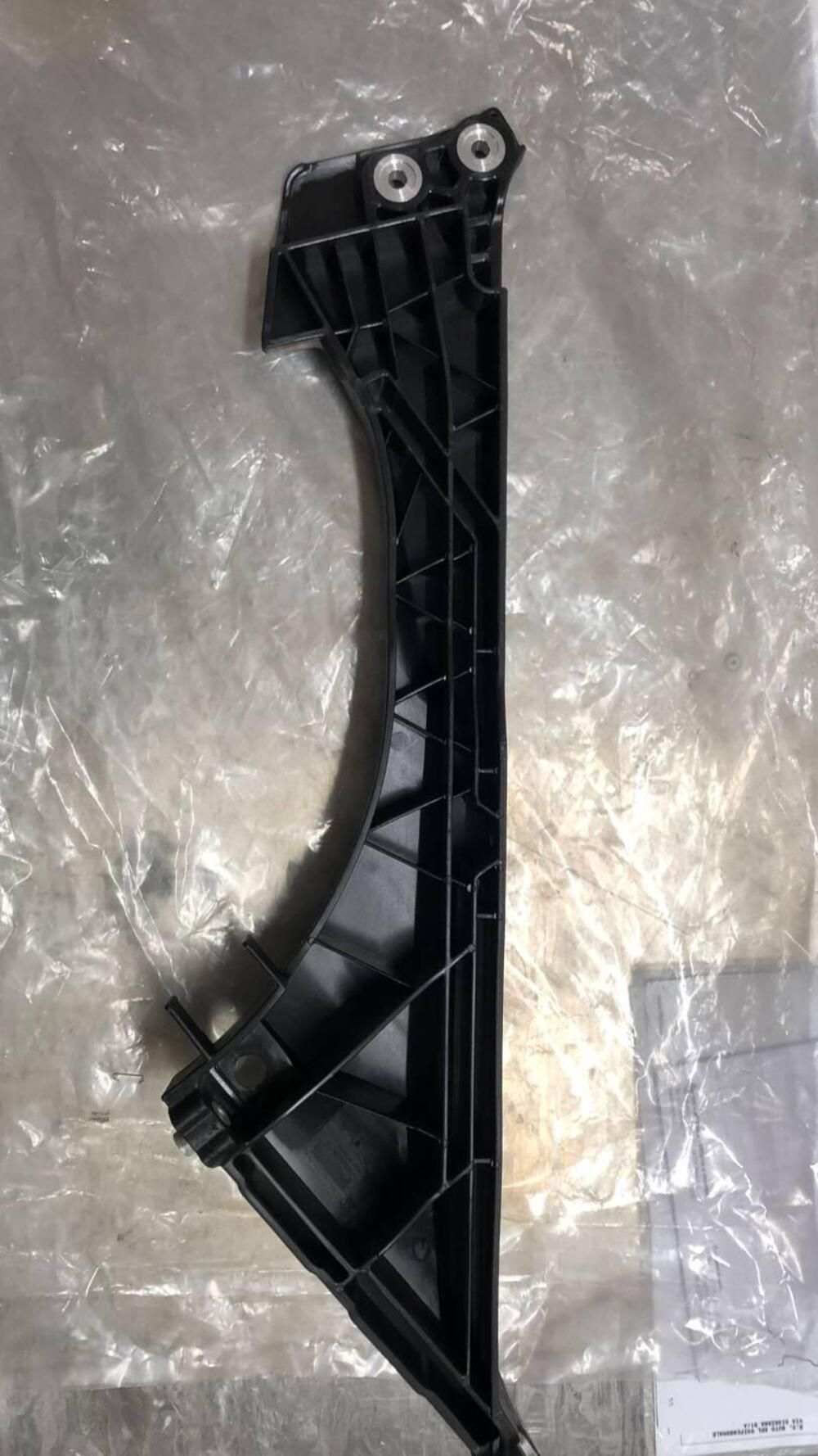 TELAIETTO POSTERIORE SINISTRO PER HUSQVARNA TE 125 (2)