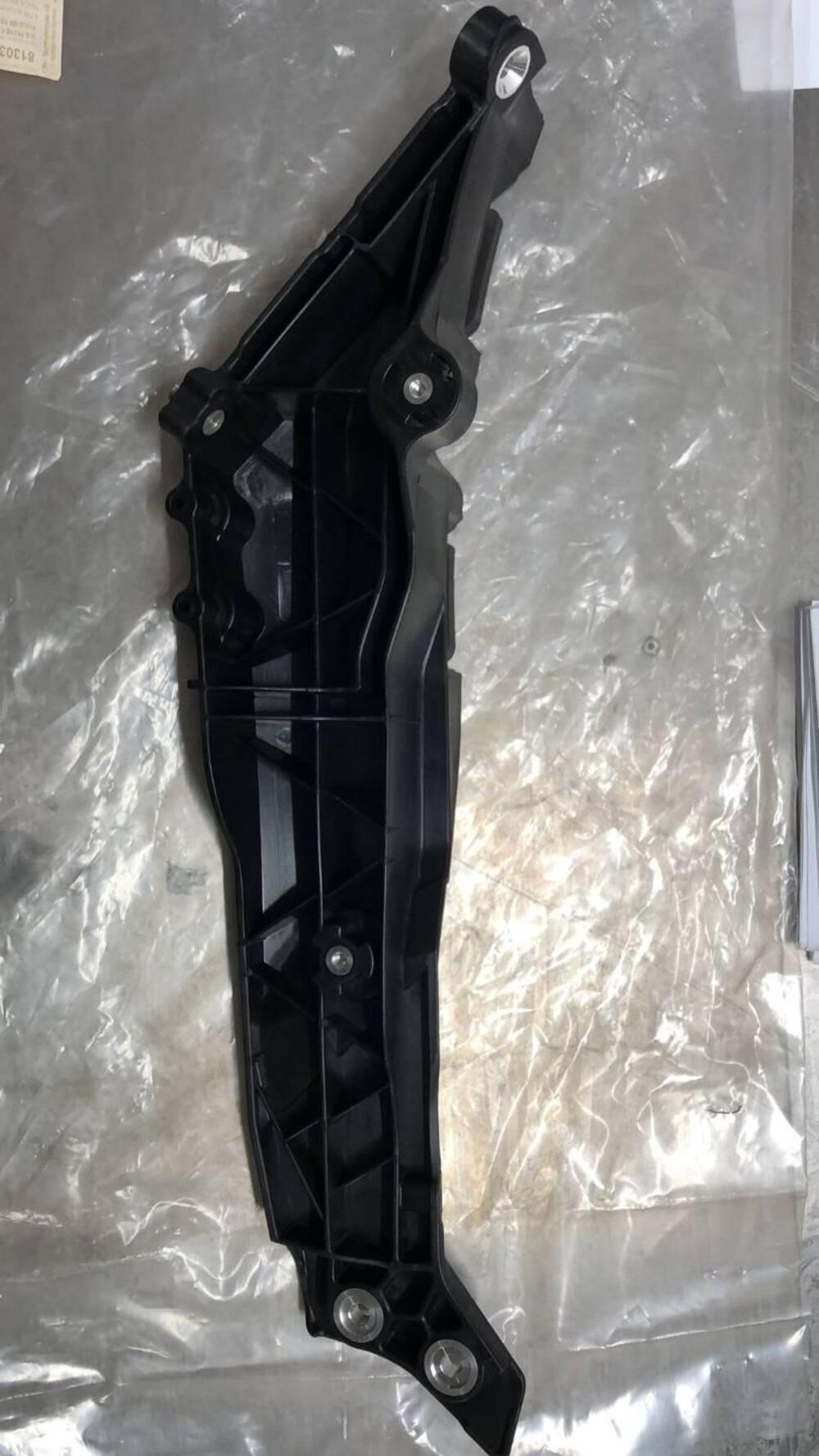 TELAIETTO POSTERIORE DESTRO PER HUSQVARNA TE 125 2