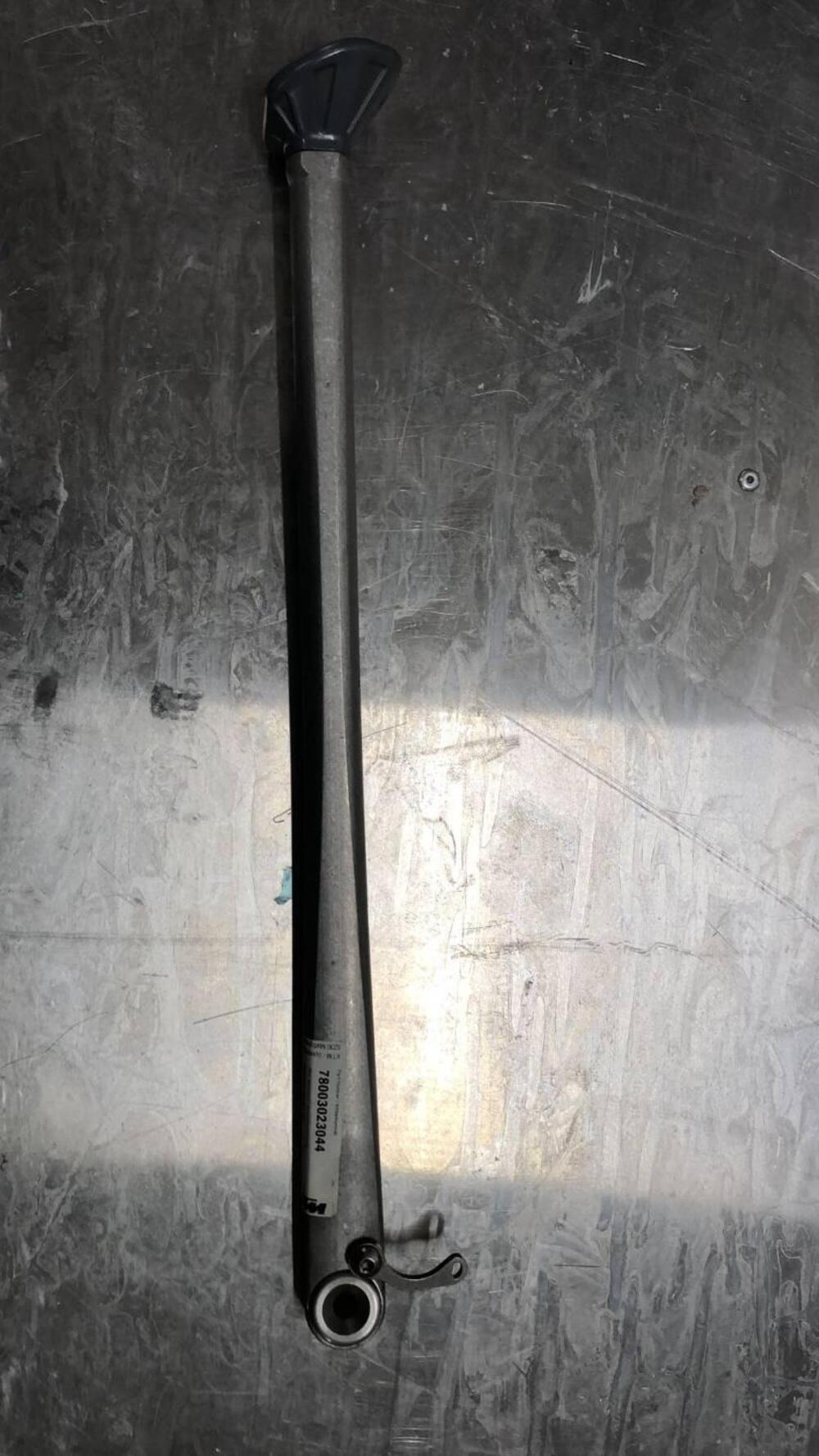 CAVALLETTO LATERALE PER HUSQVARNA TE 125 2014. COD (3)