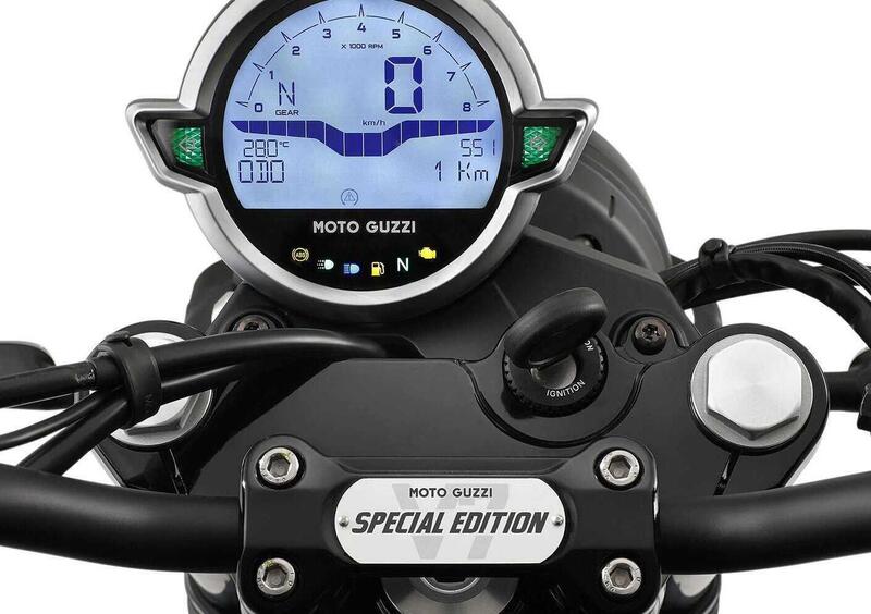 Moto Guzzi V7 V7 Stone Special Edition (2022 - 25) (5)