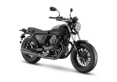 Moto Guzzi V9 Bobber (2021 - 25)